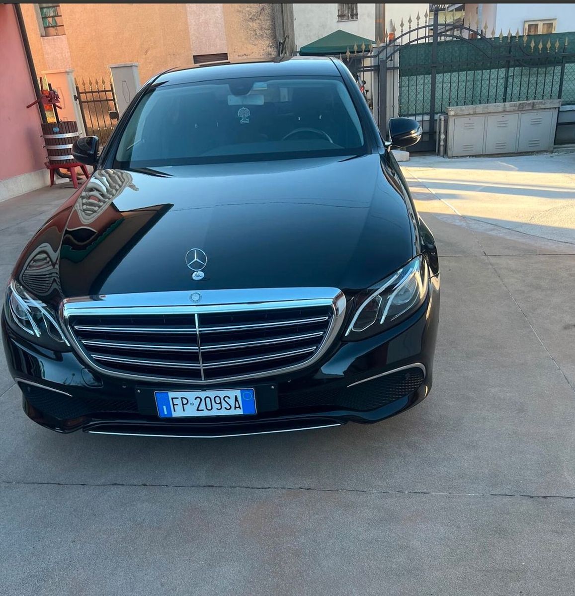 MERCEDES-BENZ Mercedes-benz E 220 d S.W. 4Matic Auto Premium P