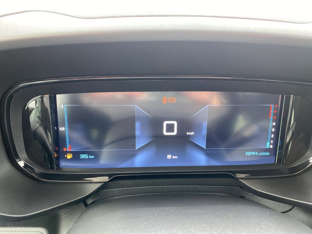 Fahrzeugabbildung Citroën Berlingo 1.5 Diesel 100 M XTR *Navi*Cam*3 Sitze*