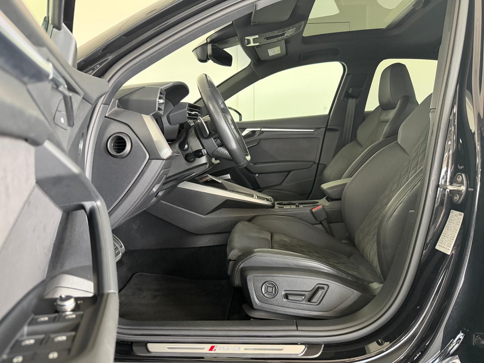 Audi RS3 2.5 TFSI qu. Limousine MATRIX B&O Pano ACC foto 6