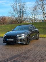 Audi S3 Matrix*B&O*Keyless*Pano*Alcantara*Kamera* - Audi S3 in Duisburg