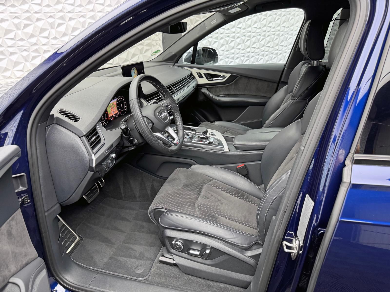 Fahrzeugabbildung Audi Q7 50 TDI S-LINE/7SITZ/NIGHT/STHZG/MTRX/ACC/LUFT