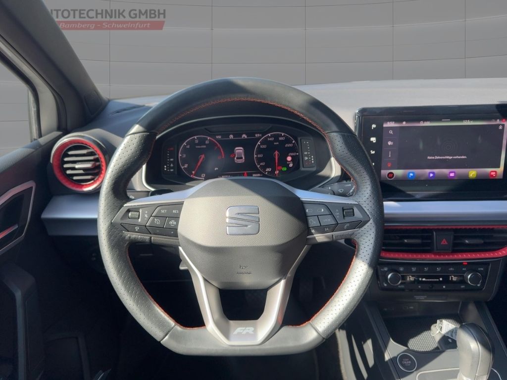 Fahrzeugabbildung SEAT Ibiza FR, Navi, Rückfahrkamera, LED Schweinwerfe