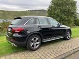 Mercedes-Benz GLC 300 d 4MATIC Autom. -Garantie12/26 - Mercedes-Benz GLC 300: Von Privat