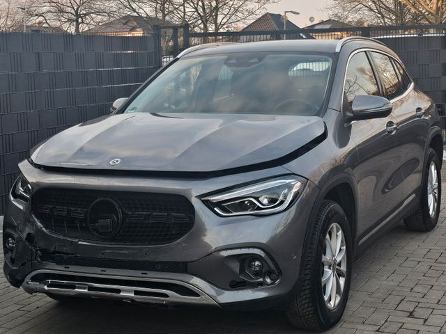 Mercedes-Benz GLA 200*NAVI MBUX*LED*STHZG*LICHT+SICHT*CAM*