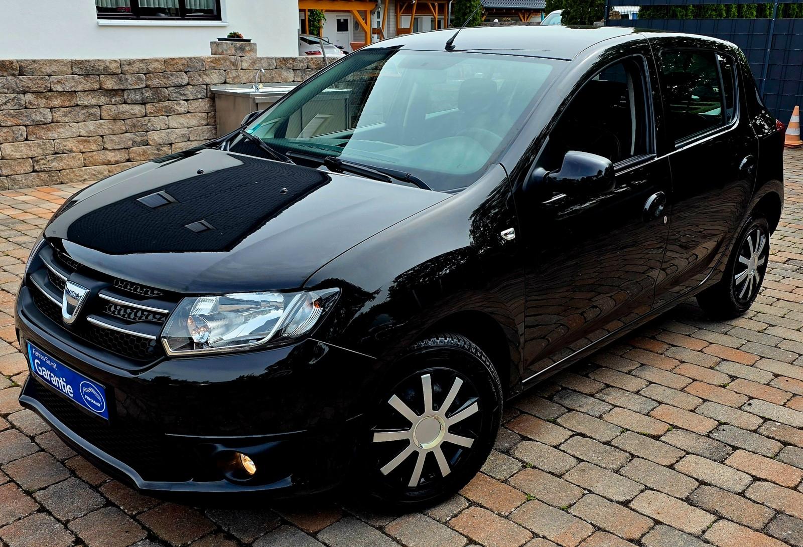 Dacia Sandero II 1. HAND TÜV/ SERVICE/ KLIMA NEU