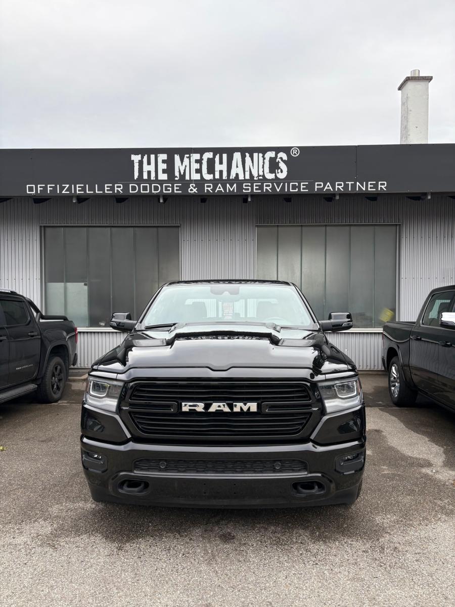 Dodge RAM 1500 Laramie Sport