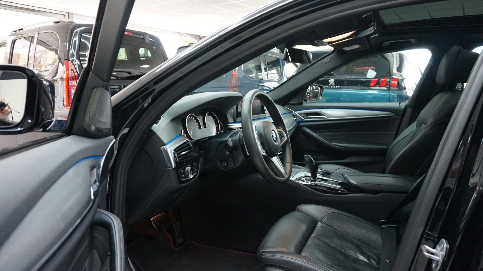 Fahrzeugabbildung BMW 5 Limousine 530 d M Sport Scheckheft gepflegt