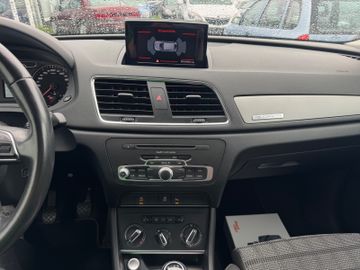 Audi Q3 - 12