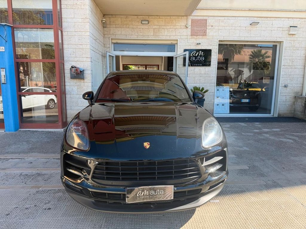 Image of Porsche Macan