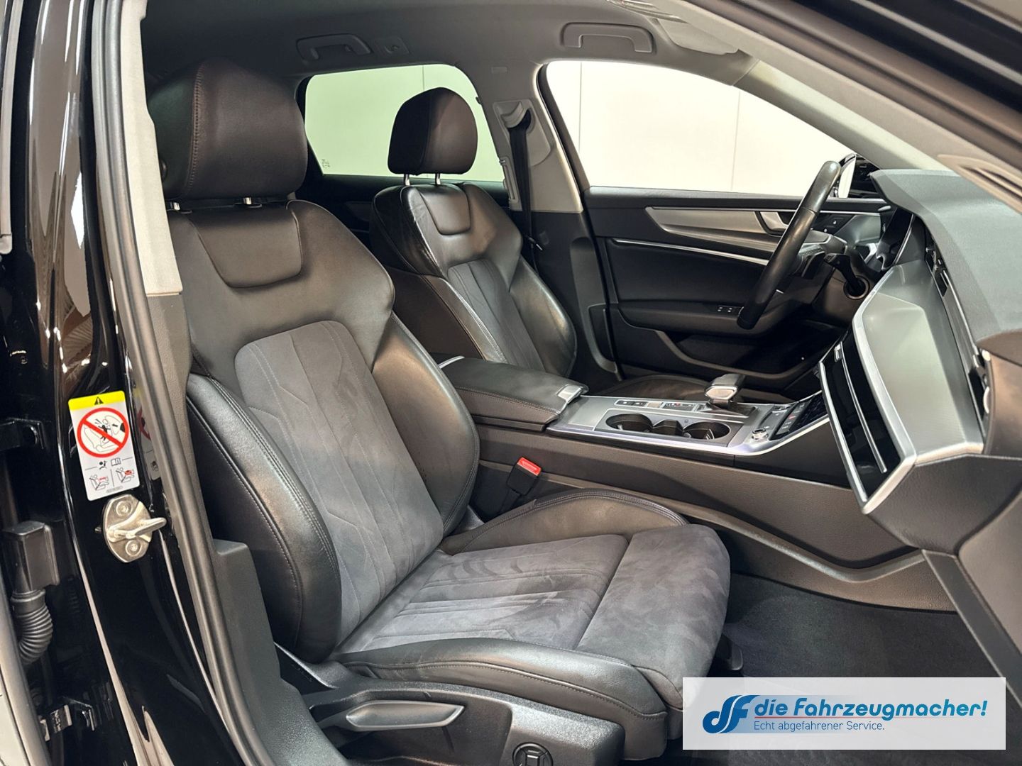 Fahrzeugabbildung Audi A6 Avant 35 TDI sport Navi LED ACC El. Heckklapp