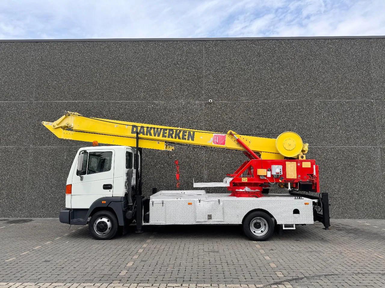 Nissan Atleon KLAAS TYP 23-28 1000KG - 28M - 2070 U