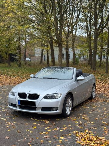 BMW 320i Cabrio -