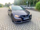 Honda HONDA Civic Tourer 1.8 i-VTEC SITZHZG NAVI... - Honda Civic: Si