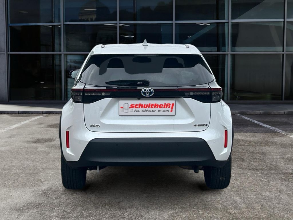 Fahrzeugabbildung Toyota Yaris Cross Hybrid 1.5 VVT-i Elegant