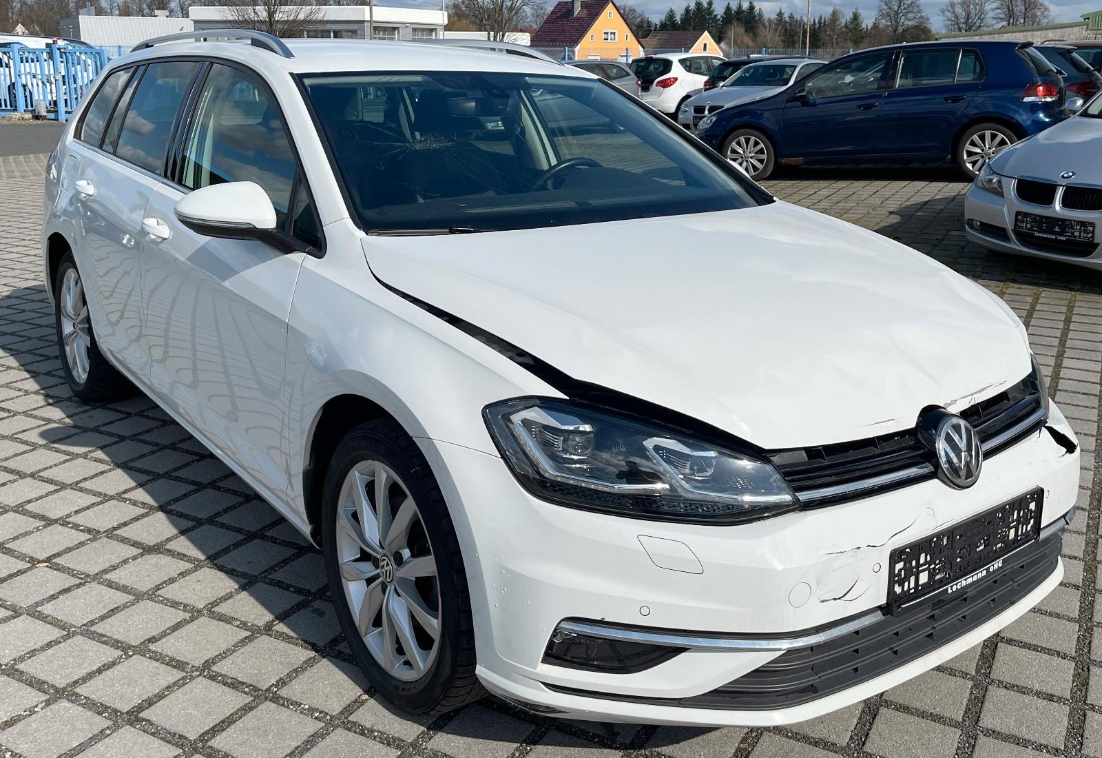 Volkswagen Golf 1.5 TSIVariant Highline DSG|LED|
