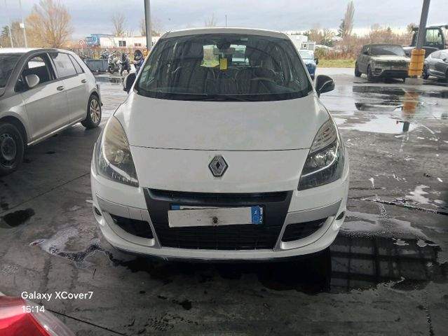 Renault SCENIC III 1.5 DCI 110 EDC