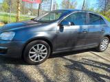 Volkswagen Jetta V Comfortline  1.4 TSI 90 kW - Volkswagen Jetta: 1.9