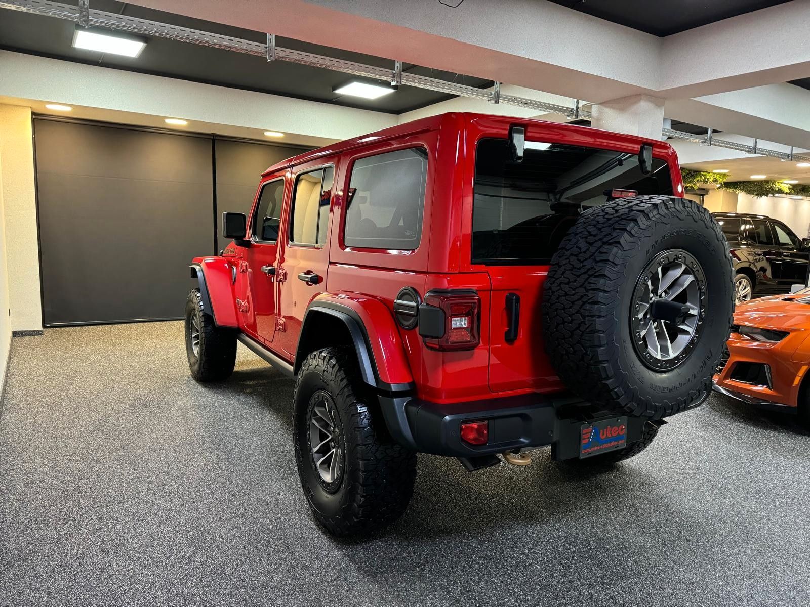 Fahrzeugabbildung Jeep RUBICON 392-6.4L HEMI V8-RECON 35"-STEEL BUMPER