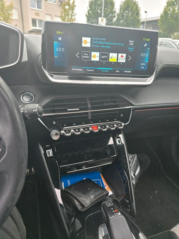 Image of Peugeot e-2008