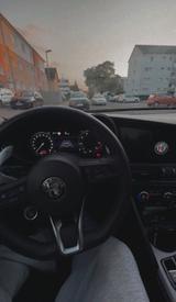 Alfa Romeo Giulia 2.0 Turbo 16V 206kW AT8-Q4 Veloce Veloce - Alfa Romeo Jahreswagen