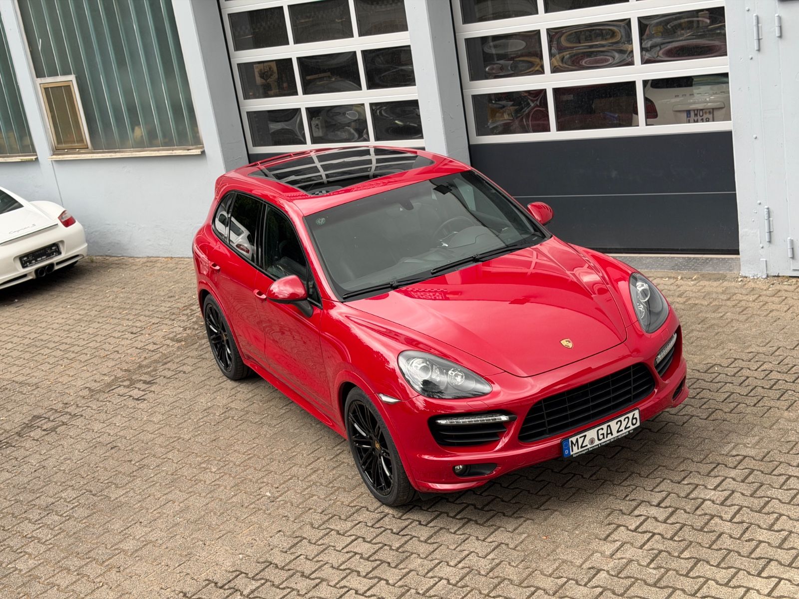 Porsche Cayenne GTS foto 4