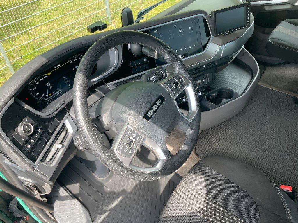 Fahrzeugabbildung DAF FT XF 530 NGD PXP 4x4