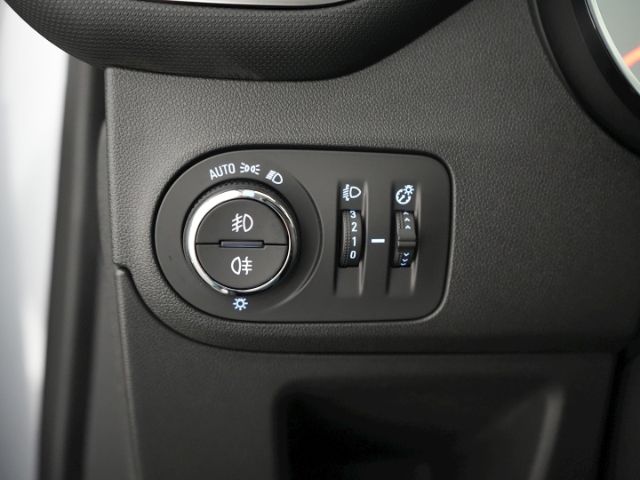 Crossland ELEGANCE+NAVI+AHK+FERNLICHTASS.+RÜCKFA