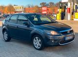 Ford Focus 2.0 TDCI 6 Gang Service neu - Ford Focus aus 2009: Se
