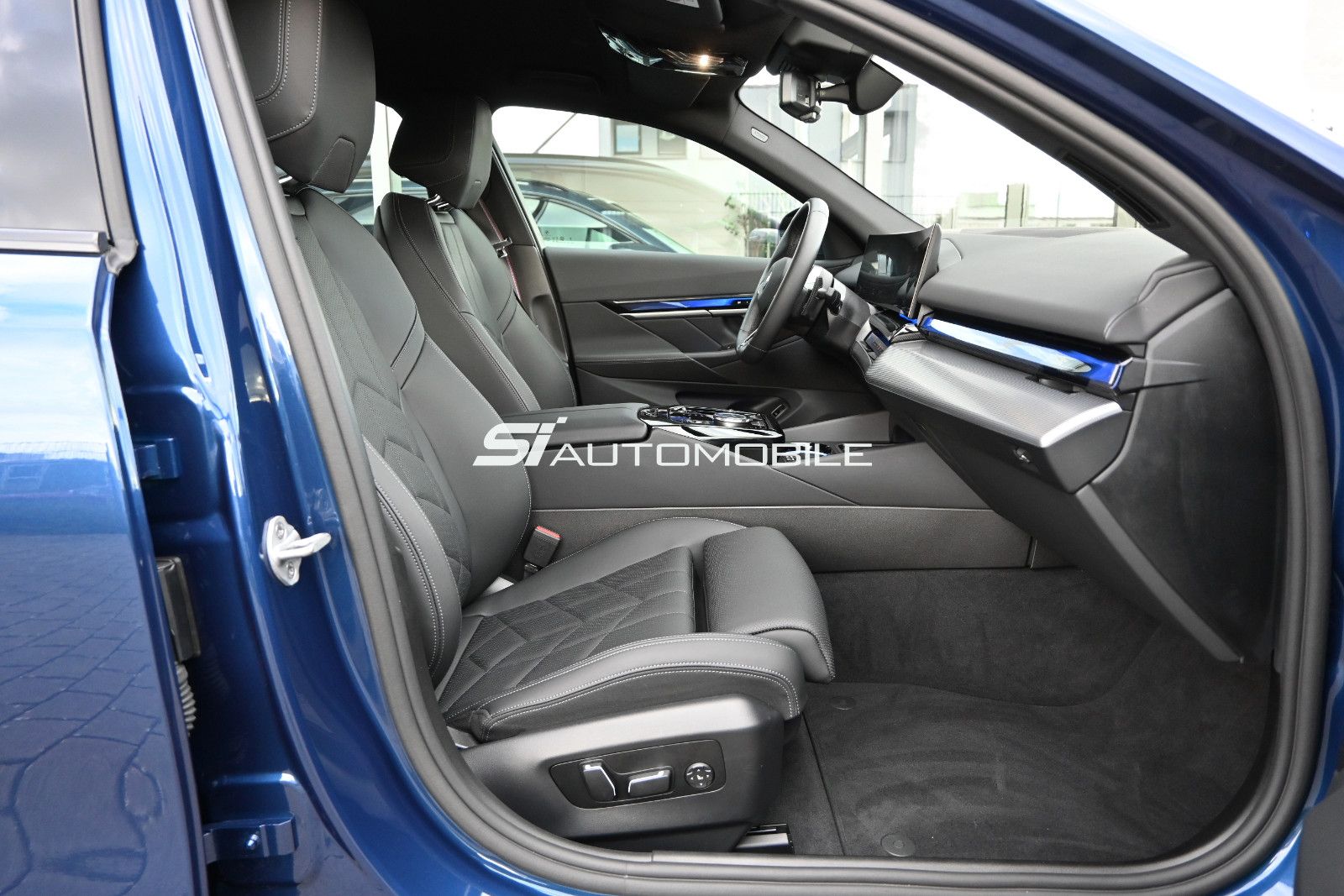Fahrzeugabbildung BMW 520d Touring Aut. M-Sport Pro °ACC°AHK°STANDHEIZ