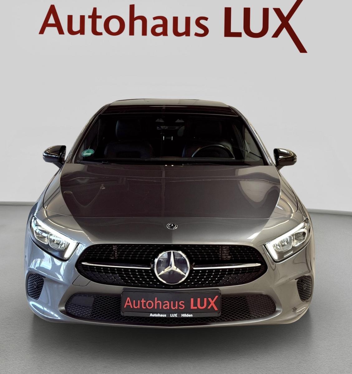 Mercedes-Benz A 200 7G*LED*AMBIENTE*PANO*WIDE*NIGHT*R-KAMERA*