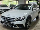 Mercedes-Benz E 220 d 4MATIC T All-Terrain Autom. VOLL