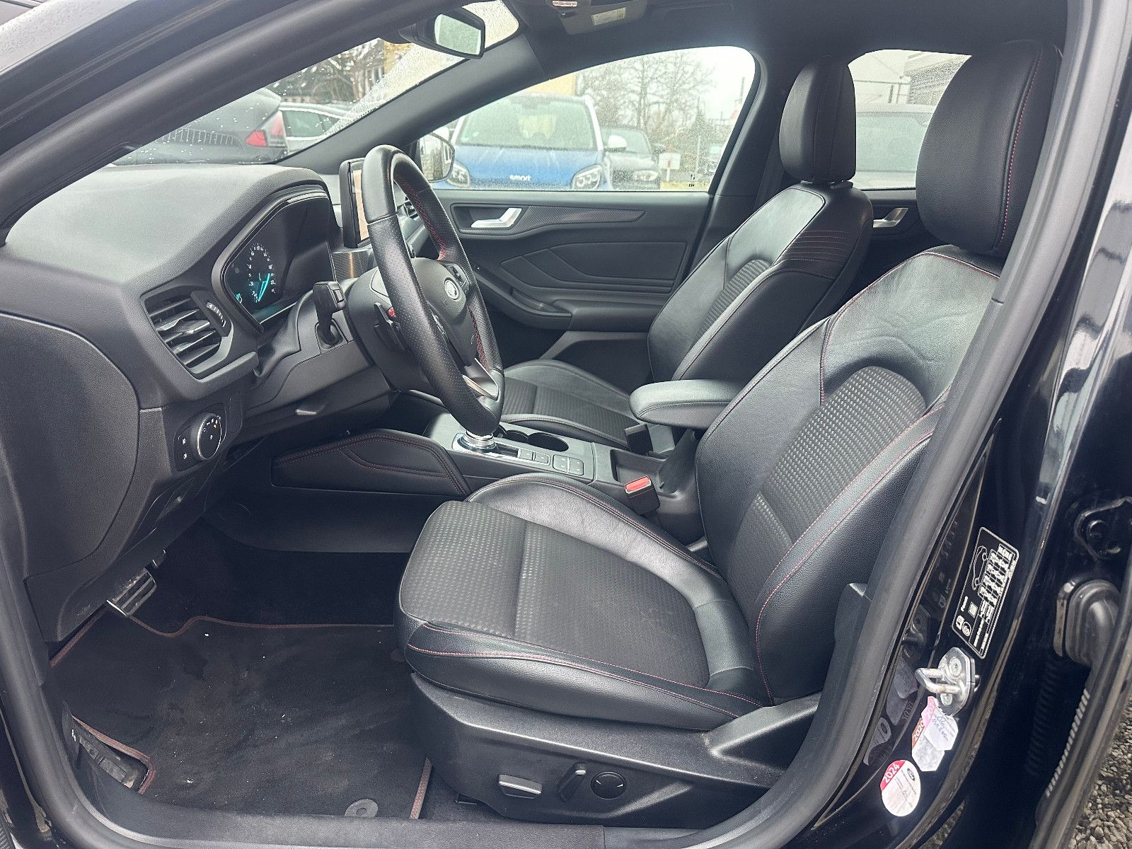 Fahrzeugabbildung Ford FOCUS TURNIER 2.0 ST-LINE ECOBLUE*1.HAND+AUTOM.*