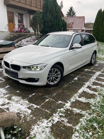 BMW 318d Touring - Schekh./Bi-Xenon 8 fach Bereift 