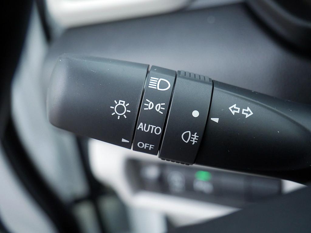 Suzuki Swift 1.2 Dualjet Hybrid Club PDC NAVI ACC LED