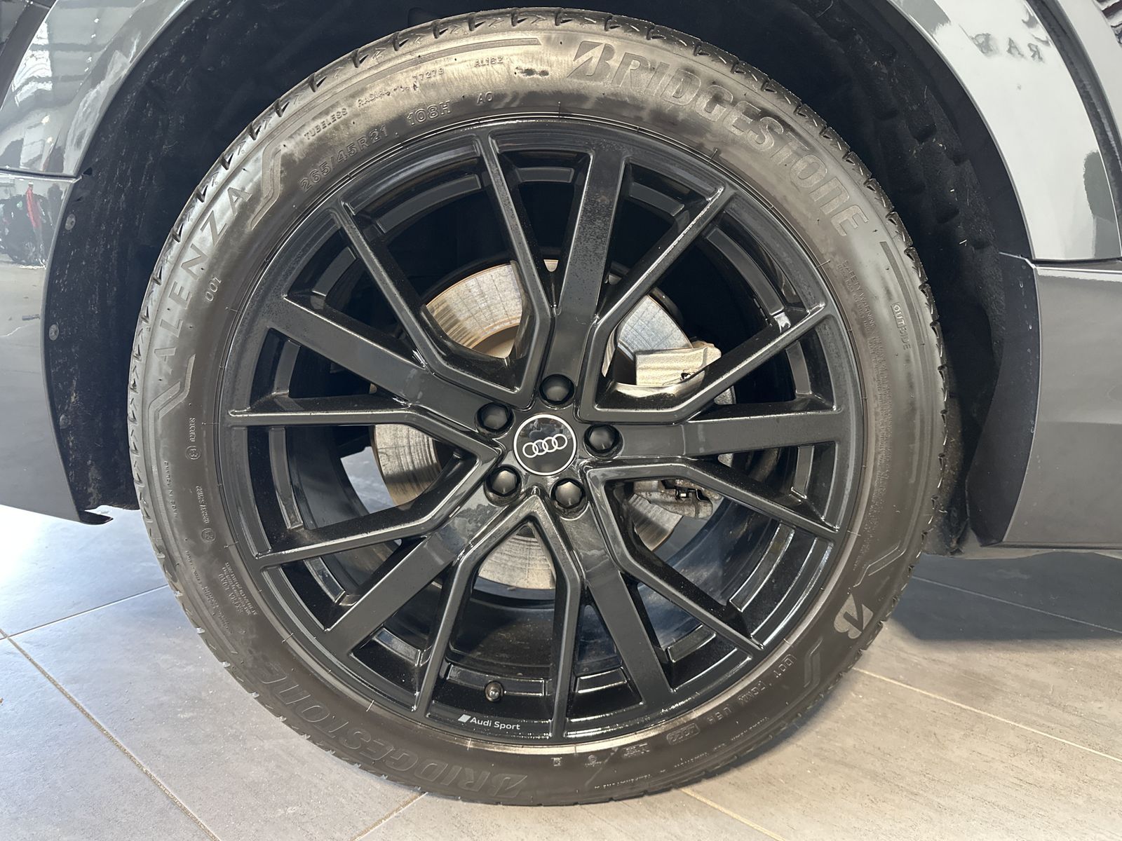 Fahrzeugabbildung Audi e-tron 50 Qu S-Line Black NAV+LED+21ZO+KAMERA+VC