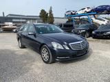 Mercedes-Benz E 200 T-Modell E CDI BlueEfficiency * 7 Sitzer* - Mercedes-Benz E 200 mit Diesel-Antrieb: Kombi, Schaltgetriebe