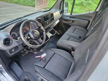 Mercedes Sprinter - 7