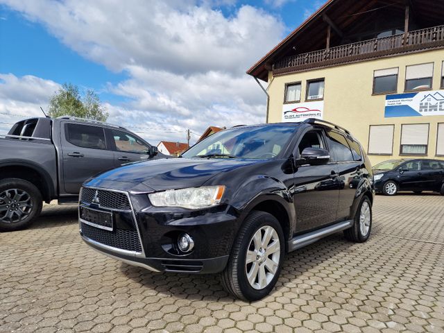 Mitsubishi Outlander Instyle 4WD Autom/ Viel Extra/ TÜV NEU