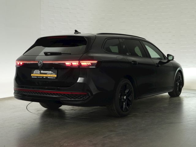 Passat Variant R-LINE TDI DSG+MATRIX-LED+AHK+NAV