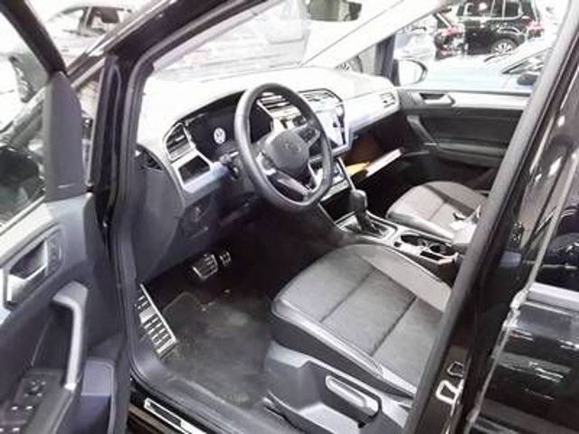 Fahrzeugabbildung Volkswagen Touran 1.5 TSI DSG GOAL LED AHK NAV 7-SITZE