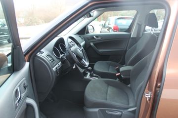 Fahrzeugabbildung SKODA Yeti Ambition Navi Xenon AHK