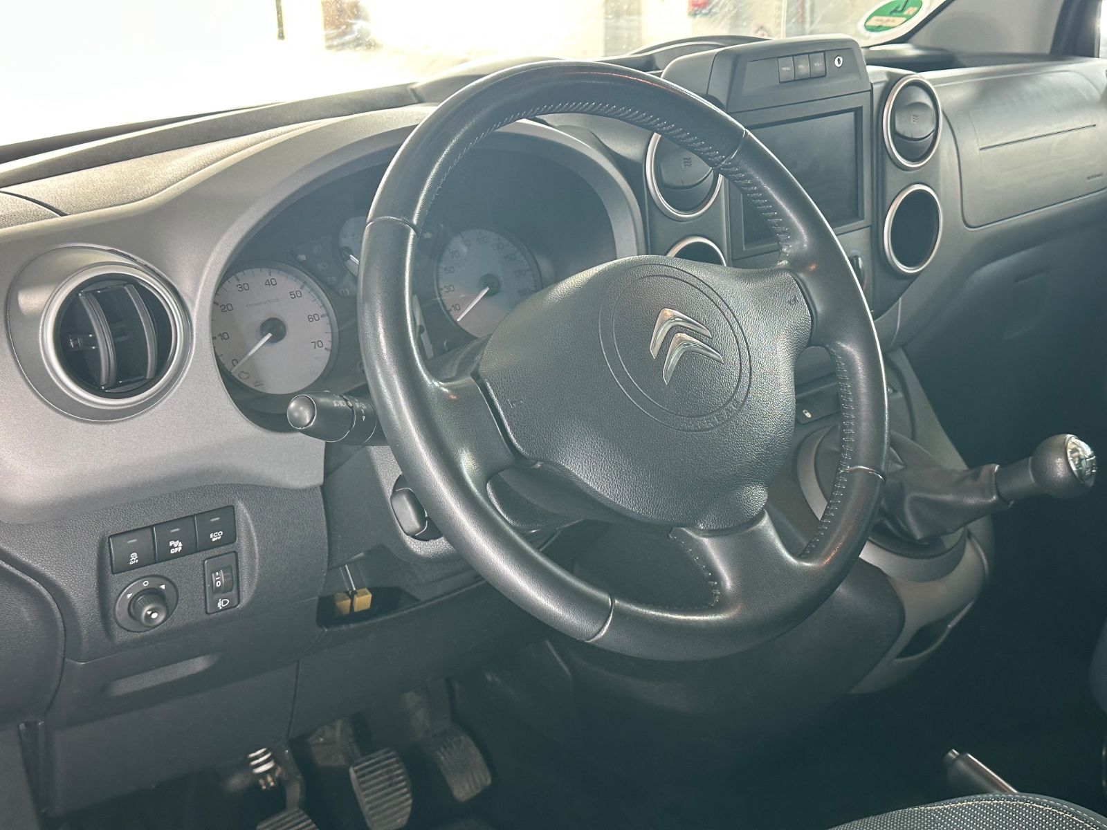 Berlingo Kombi Selection*Navi*PDC*Klima*