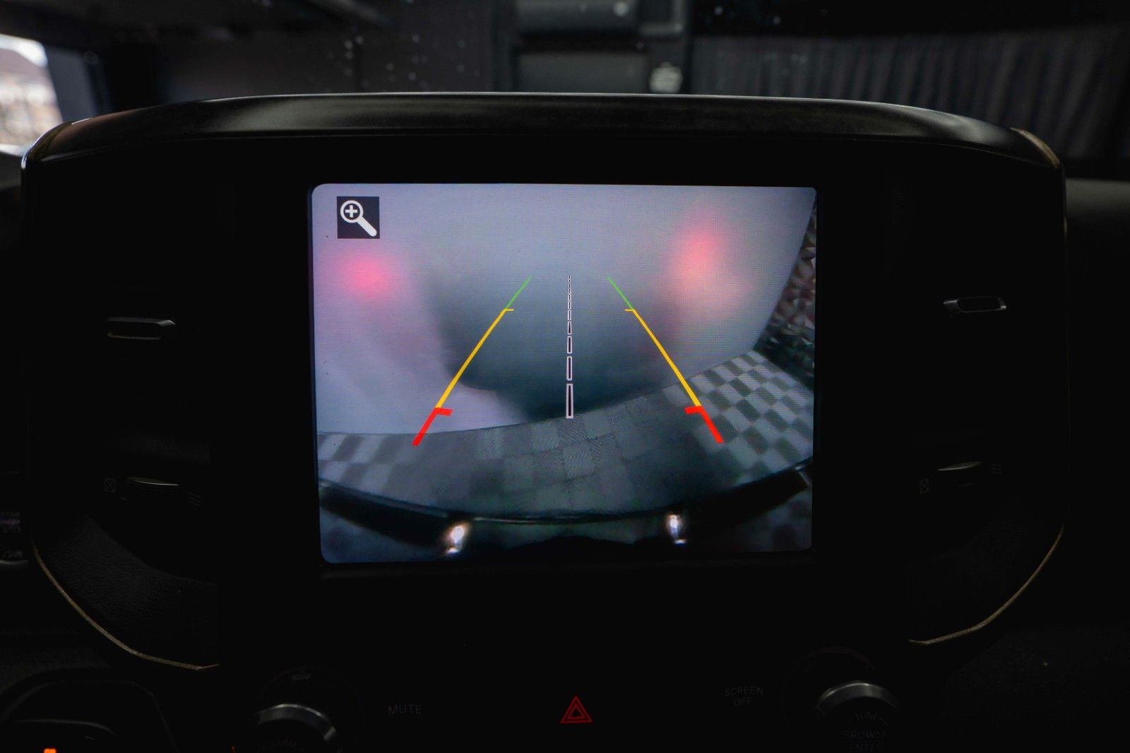 Fahrzeugabbildung Dodge RAM 5.7 V8 HEMI 4x4 OFFROAD LONGBED Limited LED