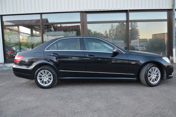 Mercedes E 200 - 6