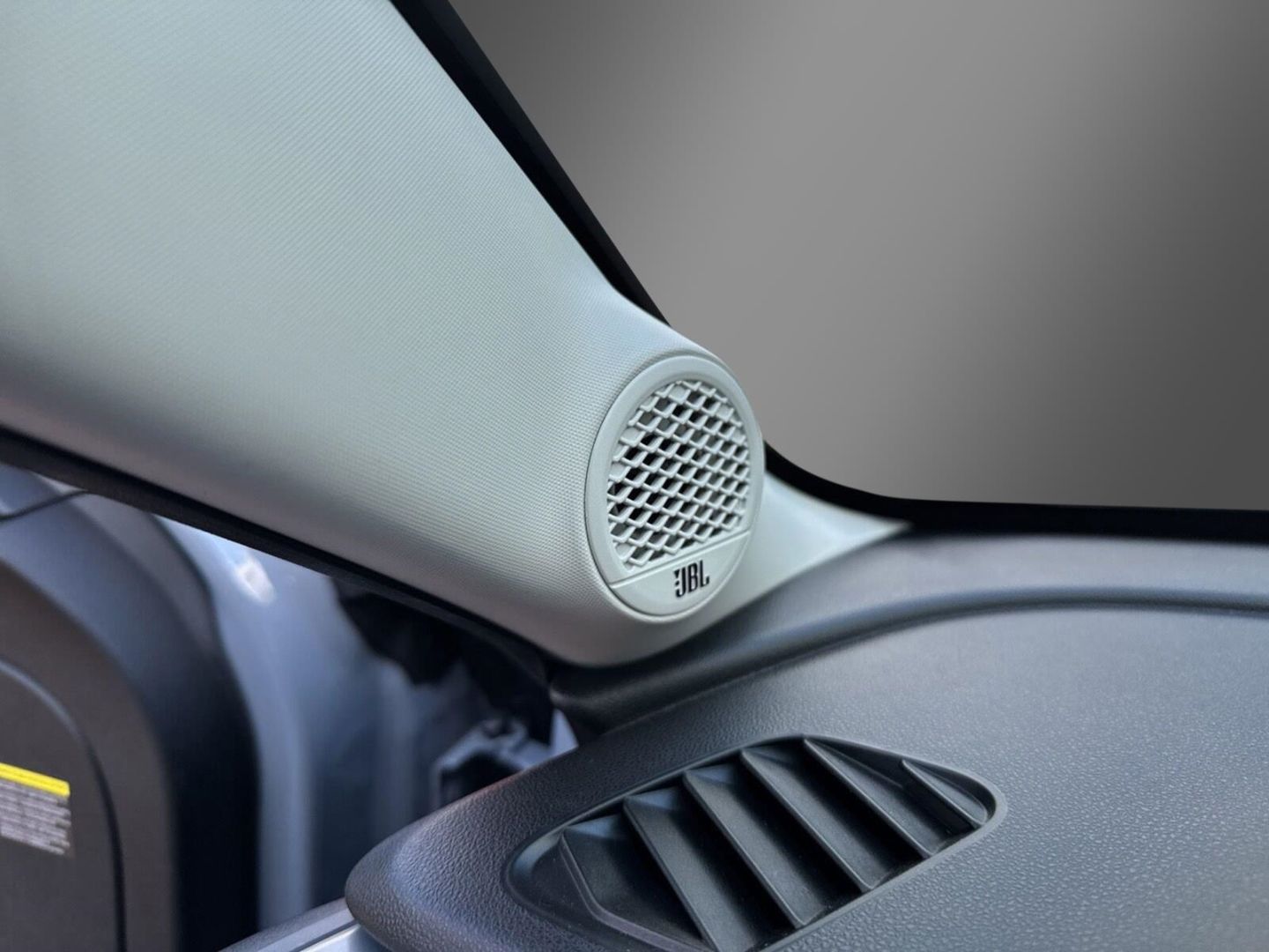 Fahrzeugabbildung Jeep Avenger Summit 1.2 MHEV -Leder-Panoramadach-MY25