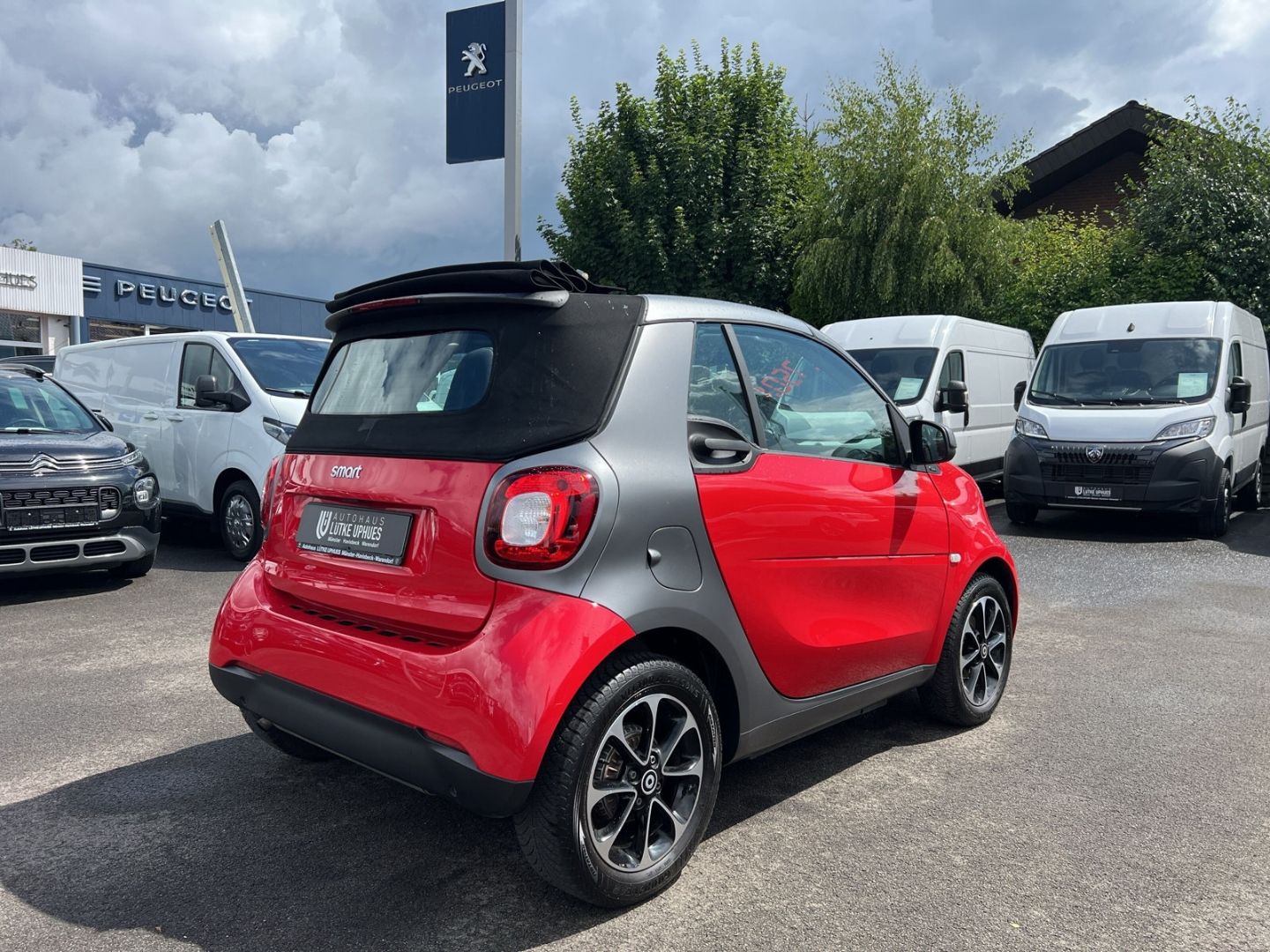 Fahrzeugabbildung Smart fortwo Turbo CABRIO Leder Klimaautom SHZ Temp