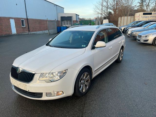 Skoda Superb 1.6 TDI GreenLine Combi