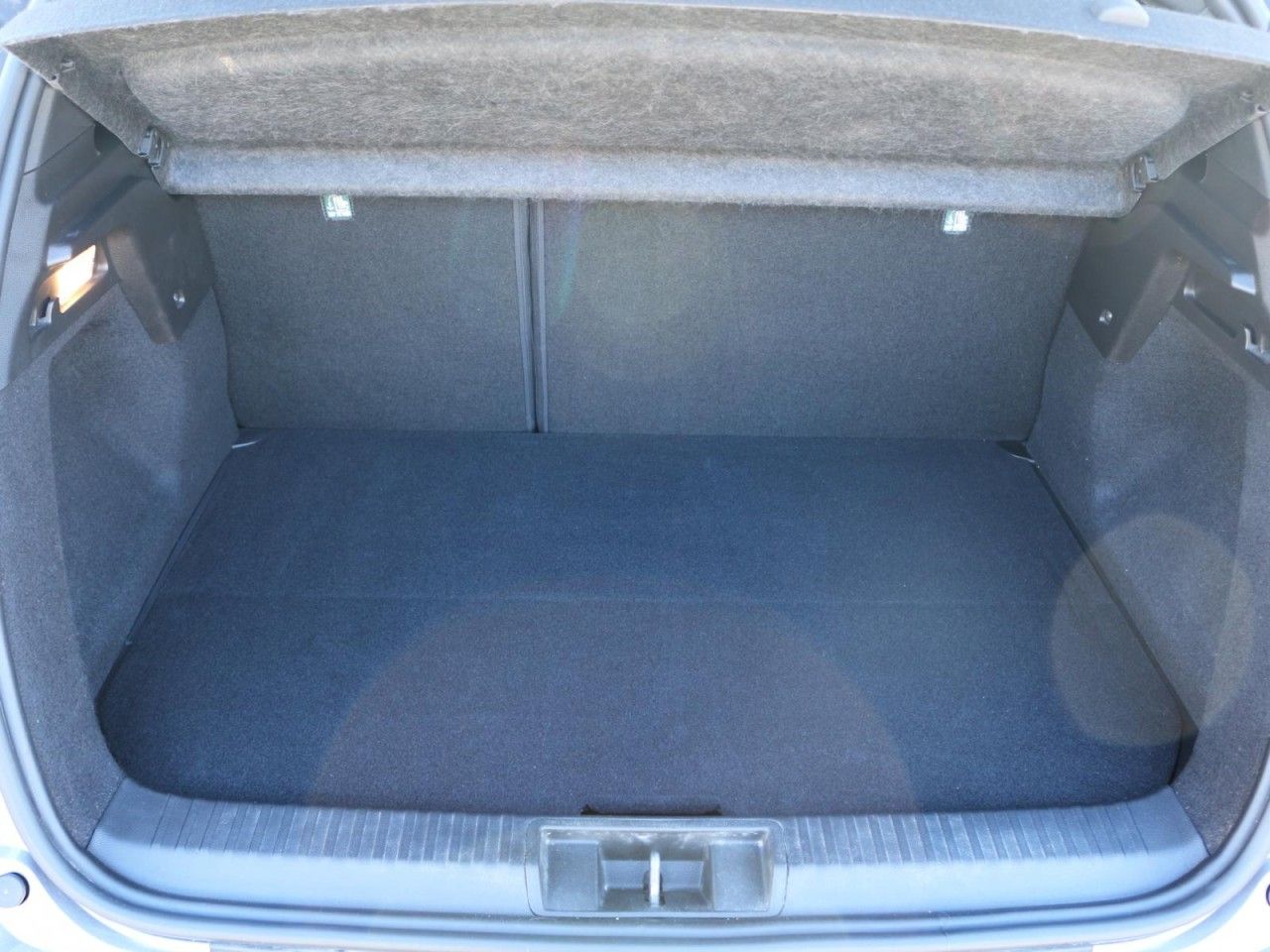 Fahrzeugabbildung Renault CAPTUR E-TECH 160 RS-Line