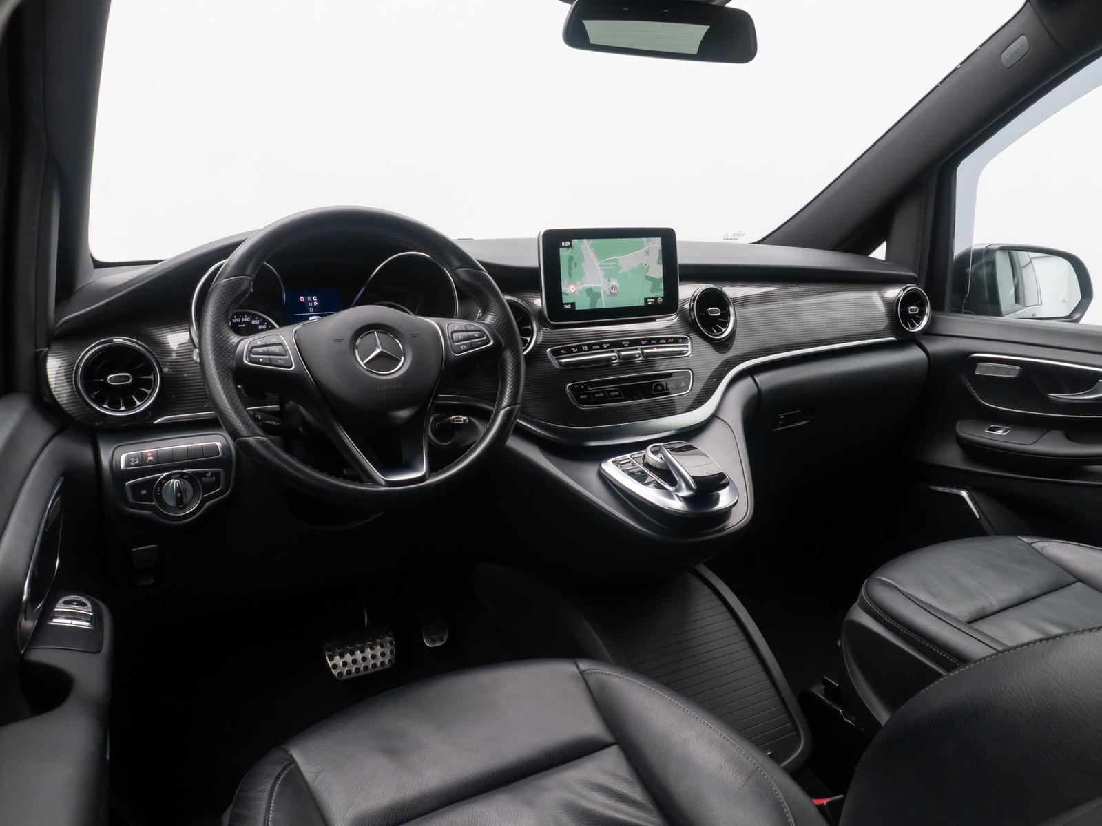 Mercedes-Benz V 250 ACC Kamera Burmester AHK TischPaket 19Zoll