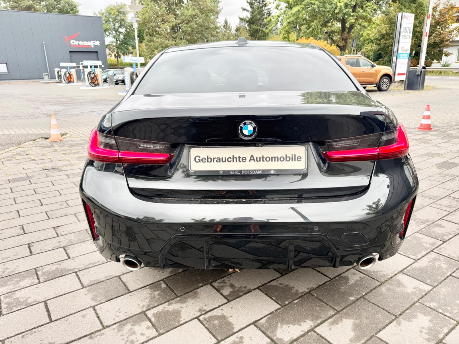 BMW 318i M SPORT